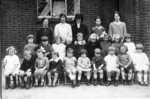 Kimpton School: Ca 1926 Kimpton School Group with Miss Bridges, Miss Norris, Ruby Barker, Muriel Bennett, Marjorie Hilliard, pupils named